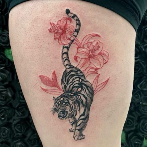 Naked Women On Tiger Tattoo