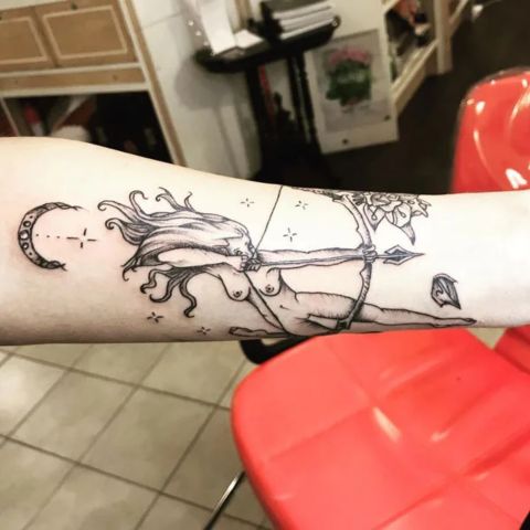 Naked Women Tattoo On Arm