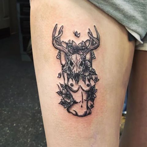 Naked Women Tattoo On Thigh