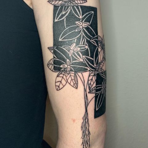 Simple Negative Space Tattoo